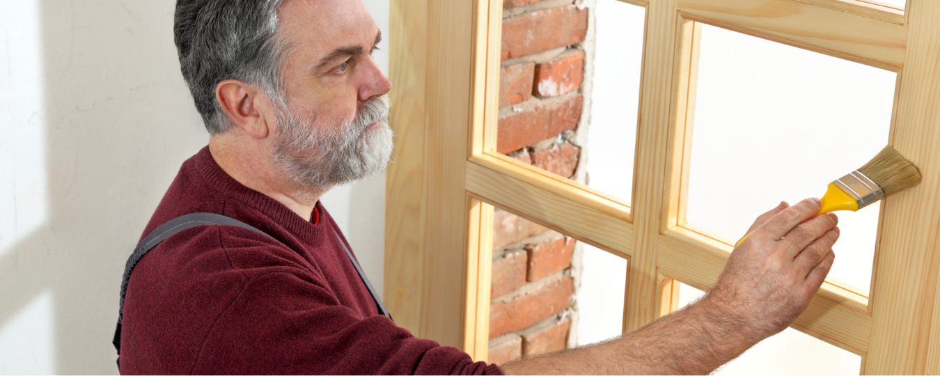 How to Varnish an Interior Door