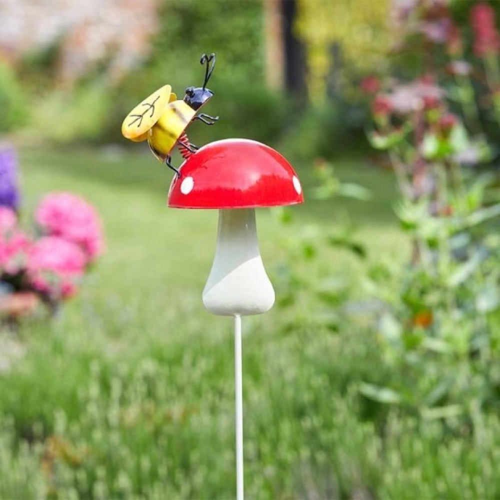 SHROOM BUG STAKES