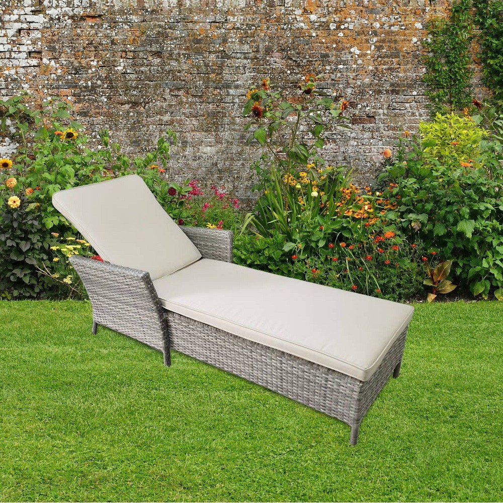 CAPRI RATTAN SUN LOUNGER