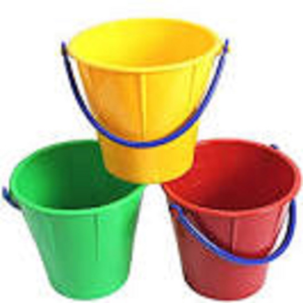 LARGE SAND BUCKET 